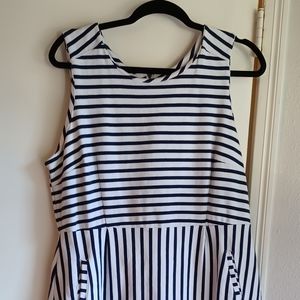 Old Navy stretch stripe dress